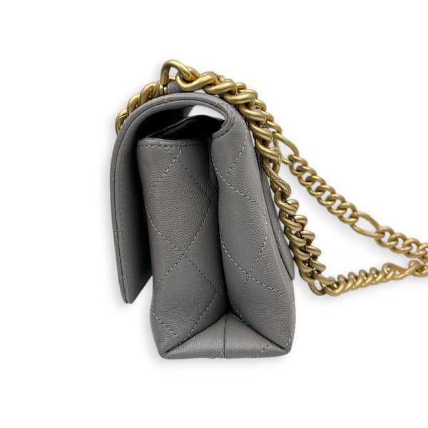 CC Flap Chain Mini Grey Shoulder Bag in Caviar Leather, Gold hardware