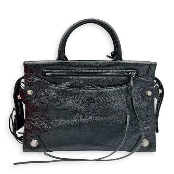 City Top Handle Bag Small Noir in Distressed Leather, Silver hardware