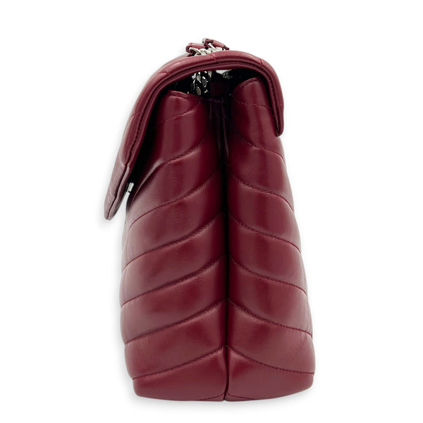 Loulou Shoulder Bag Medium Rouge Eros in Lambskin, Silver hardware