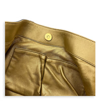 1970 Shoulder Bag Gold in Python Leather, Gold hardware