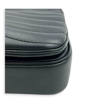 New Wave Shoulder Bag MM Black in Calfskin, Gold hardware