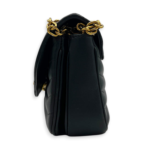 New Wave Shoulder Bag MM Black in Calfskin, Gold hardware