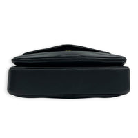 New Wave Shoulder Bag MM Black in Calfskin, Gold hardware