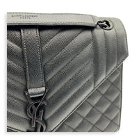 Envelope Black Shoulder Bag in Caviar Leather, Gunmetal hardware