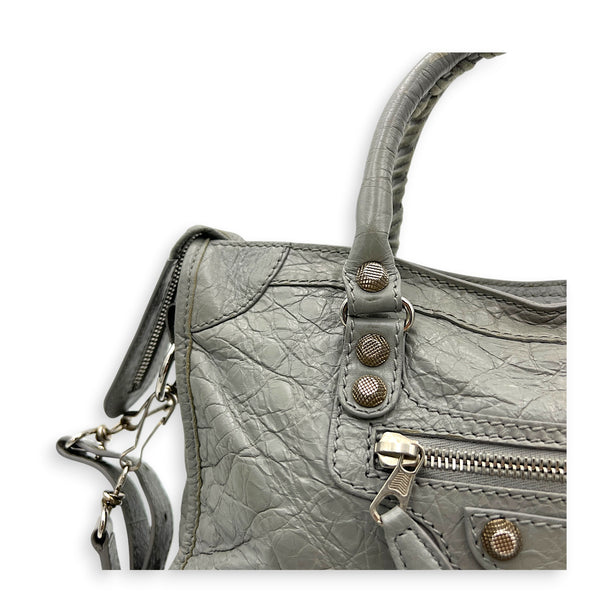City Small Grey Shoulder Bag in Distressed Leather, Silver hardware