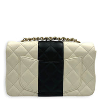 CC Shoulder Bag Bicolor in Lambskin, Gold hardware