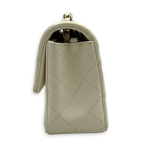 CC Shoulder Bag Bicolor in Lambskin, Gold hardware