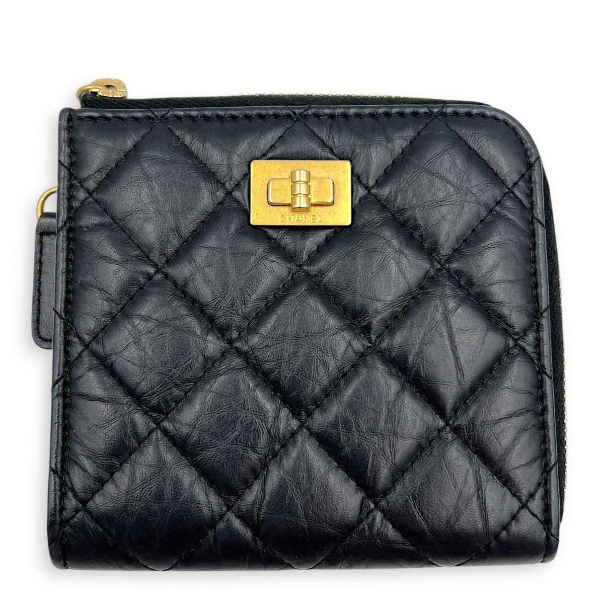 2.55 Wallet Zipped Black in Distressed Leather, Gold hardware