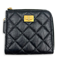 2.55 Wallet Zipped Black in Distressed Leather, Gold hardware