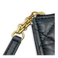 2.55 Wallet Zipped Black in Distressed Leather, Gold hardware