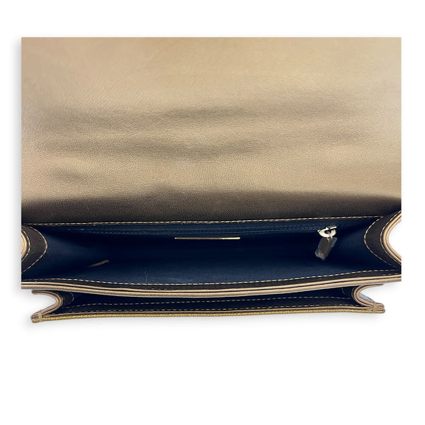 CC Seasonal Flap Gold Shoulder Bag in Calfskin, Gold hardware