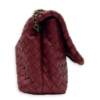 Intrecciato Shoulder Bag Red in Intrecciato Leather, Gold hardware