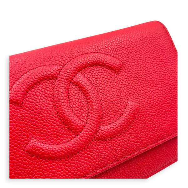 CC Red Wallet On Chain in Caviar Leather, Silver hardware