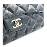 Classic Single Flap Jumbo Black Shoulder Bag in Lambskin, Silver hardware