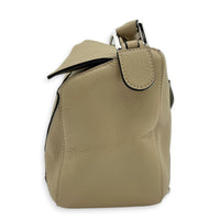 Puzzle Shoulder Bag Medium Beige in Calfskin, Silver hardware