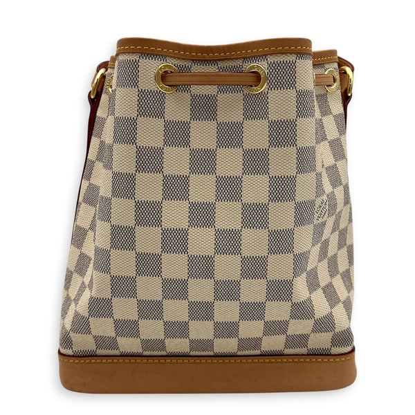 Noe Bucket Bag White in Coated Canvas, Gold hardware