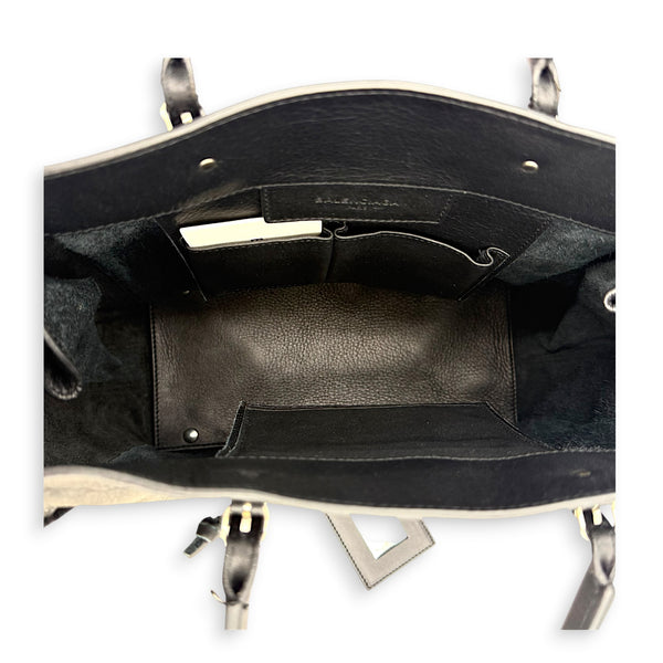 Papier Top Handle Bag Noir in Lambskin, Silver hardware