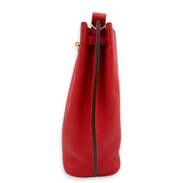 So Kelly 26 Red Shoulder Bag in Togo, Gold hardware
