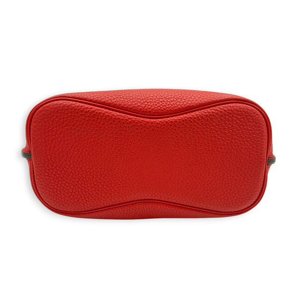 So Kelly 26 Red Shoulder Bag in Togo, Gold hardware