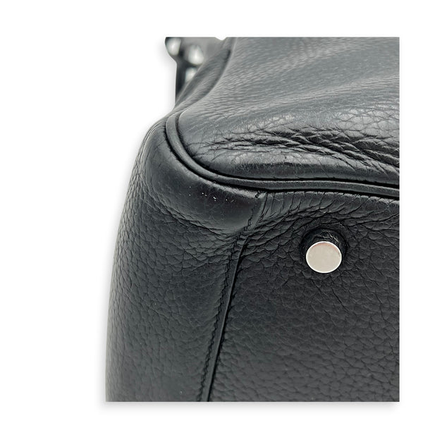 Lindy 30 Black Shoulder Bag in Clemence, Palladium hardware