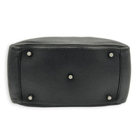 Lindy 30 Black Shoulder Bag in Clemence, Palladium hardware
