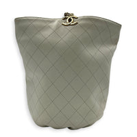 Drawstring Bucket Backpack White in Calfskin, Gold hardware