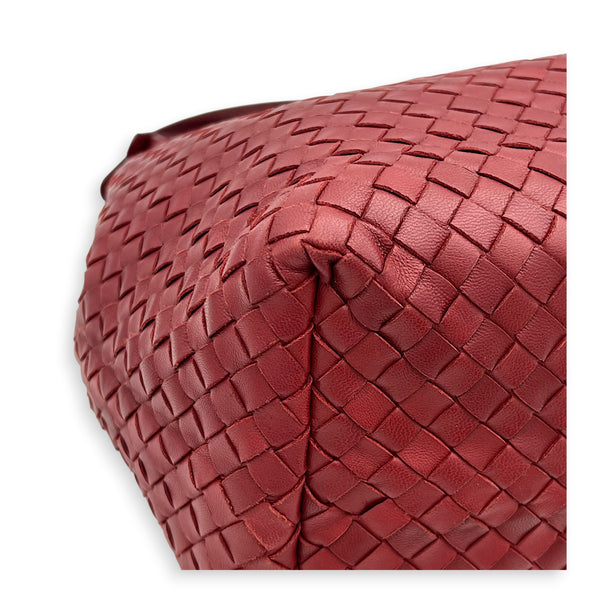 Garda Red Shoulder Bag in Nappa Leather, Gold hardware