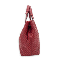 Garda Red Shoulder Bag in Nappa Leather, Gold hardware