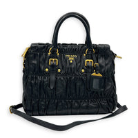 Gaufre Top Handle Bag Nero in Nappa Leather, Gold hardware