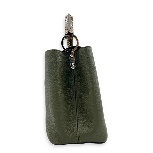 Capucines Top Handle Bag Green in Taurillon Leather, Silver hardware