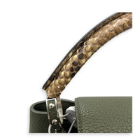 Capucines Top Handle Bag Green in Taurillon Leather, Silver hardware