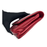 CC Red Wallet On Chain in Lambskin, Silver hardware