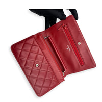 CC Red Wallet On Chain in Lambskin, Silver hardware