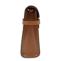 Manhattan Shoulder Bag Medium Tan in Calfskin, Gold hardware