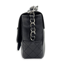 Flap Shoulder Bag Black Metallic in Caviar Leather, Silver hardware