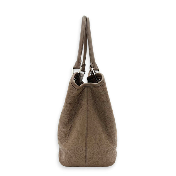 Mahina Shoulder Bag Grey in Mahina Leather, Silver hardware