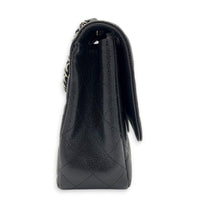 Classic Flap Shoulder Bag Medium Black in Caviar Leather, Silver hardware