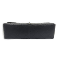 Classic Flap Shoulder Bag Medium Black in Caviar Leather, Silver hardware