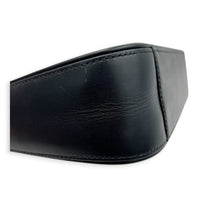 Le 5 A 7 Shoulder Bag Black in Calfskin, Gold hardware