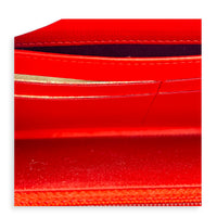 Camelia Wallet Long Red in Lambskin, Silver hardware