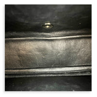 Classic Shoulder Bag Single Flap Maxi Black in Caviar Leather, Silver hardware