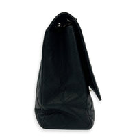 Classic Shoulder Bag Single Flap Maxi Black in Caviar Leather, Silver hardware