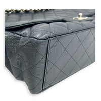 Classic Shoulder Bag Single Flap Maxi Black in Caviar Leather, Silver hardware