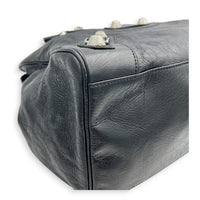 Giant 21 Top Handle Bag Black in Distressed Leather, Silver hardware