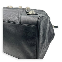 Giant 21 Top Handle Bag Black in Distressed Leather, Silver hardware