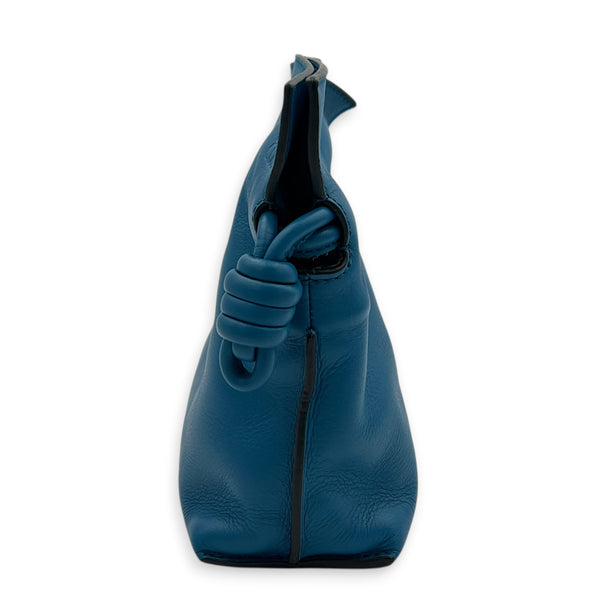 Flamenco Shoulder Bag Small Blue in Nappa Leather, Silver hardware