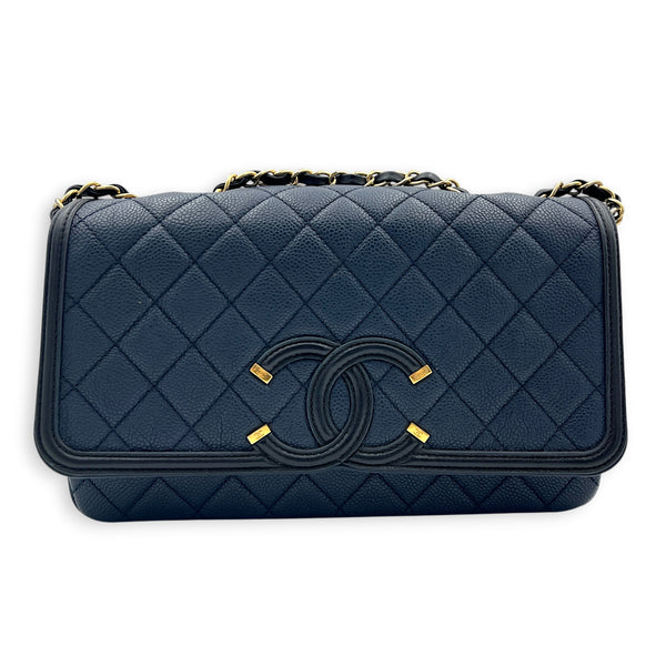 CC Filigree Shoulder Bag Medium Navy in Caviar Leather, Gold hardware