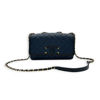 CC Filigree Shoulder Bag Medium Navy in Caviar Leather, Gold hardware