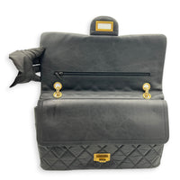 2.55 Noir Shoulder Bag in Calfskin, Gold hardware