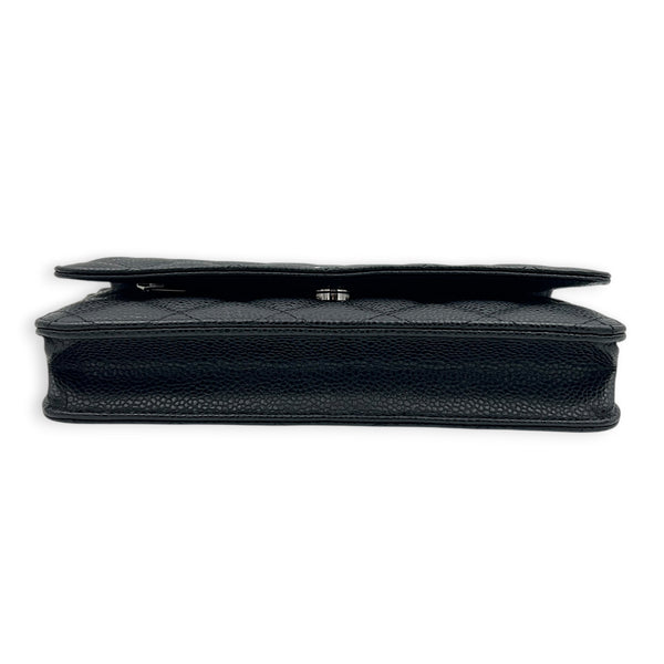 CC Wallet On Chain Black in Caviar Leather, Silver hardware
